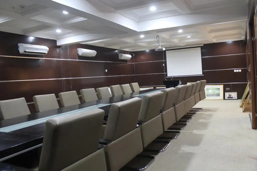Caravel Suites