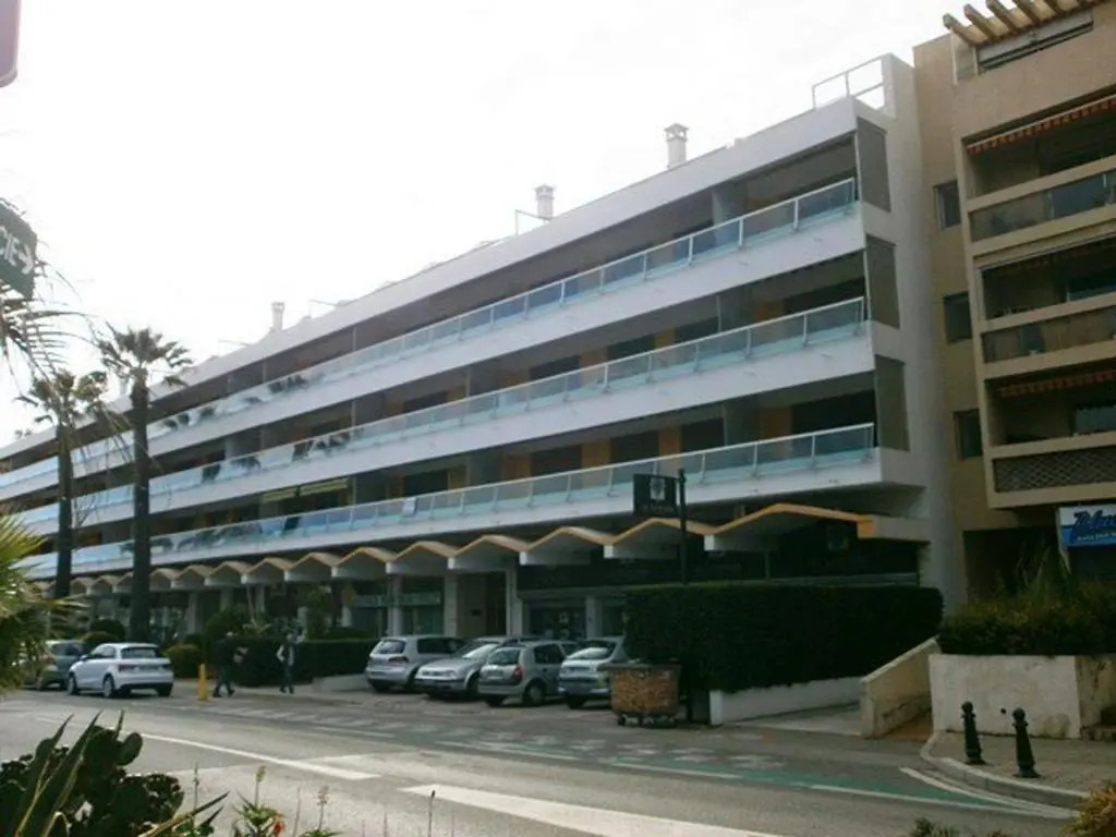 Appartement Le Lavandou, 3 pièces, 4 personnes - FR-1-308-122