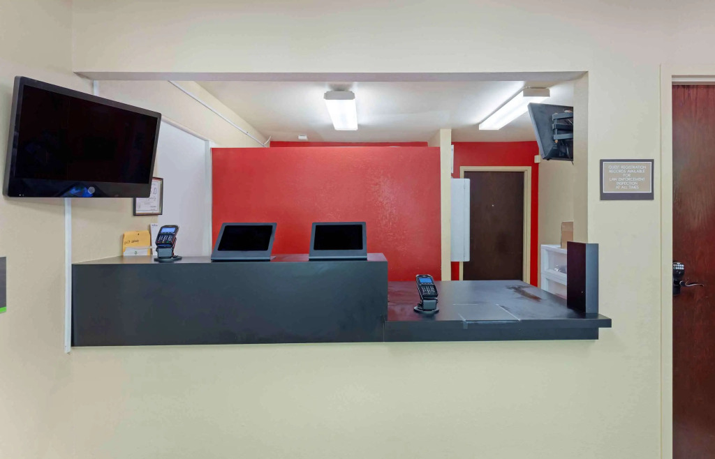 Extended Stay America Select Suites - Durham - University