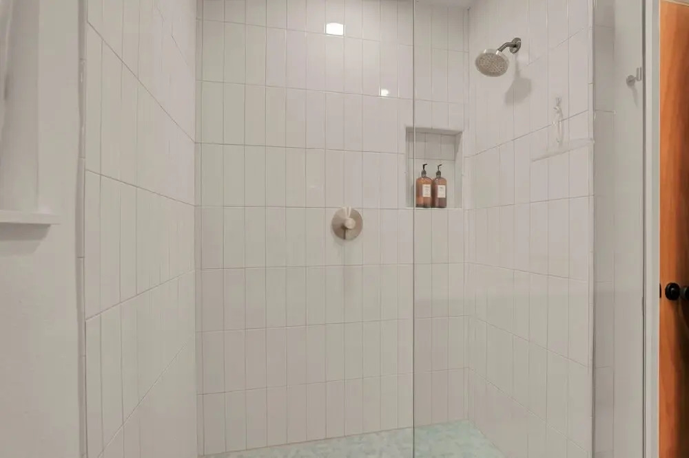 Luxury Home Just 2blcks From Main St!