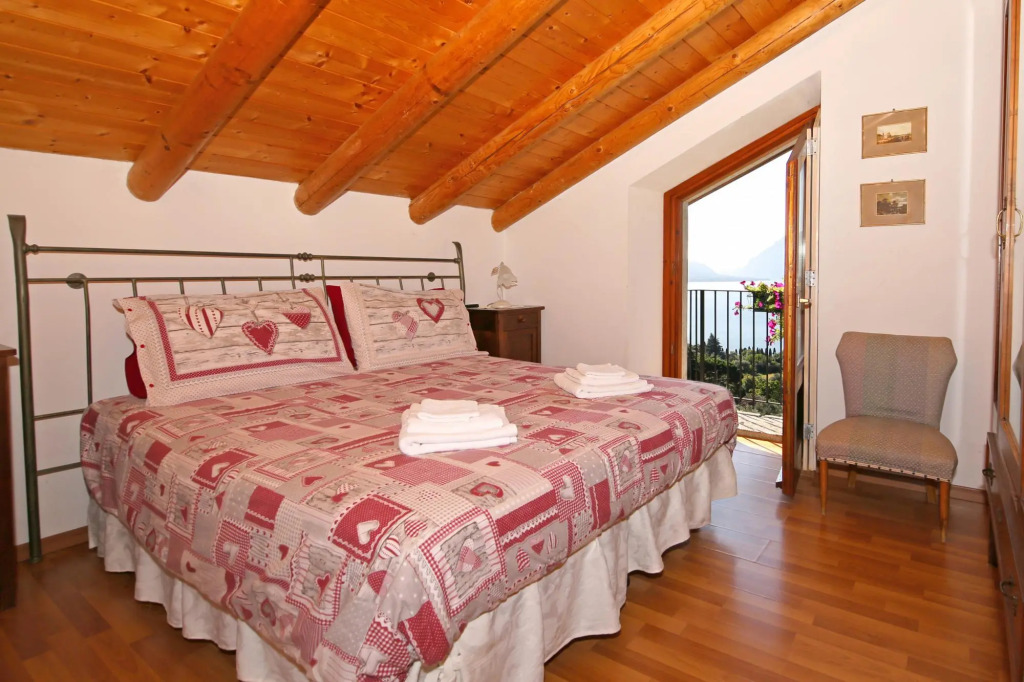 Ca del Doss con Giardino by Wonderful Italy