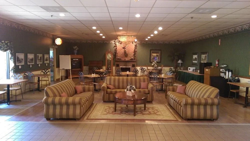 Fairbridge Inn Express At Windsor Oaks