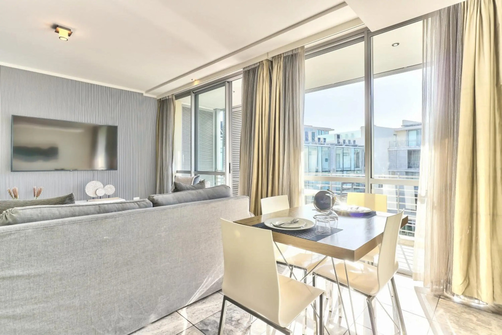 Harbour Bridge 1 Bedroom in Waterfront Precinct