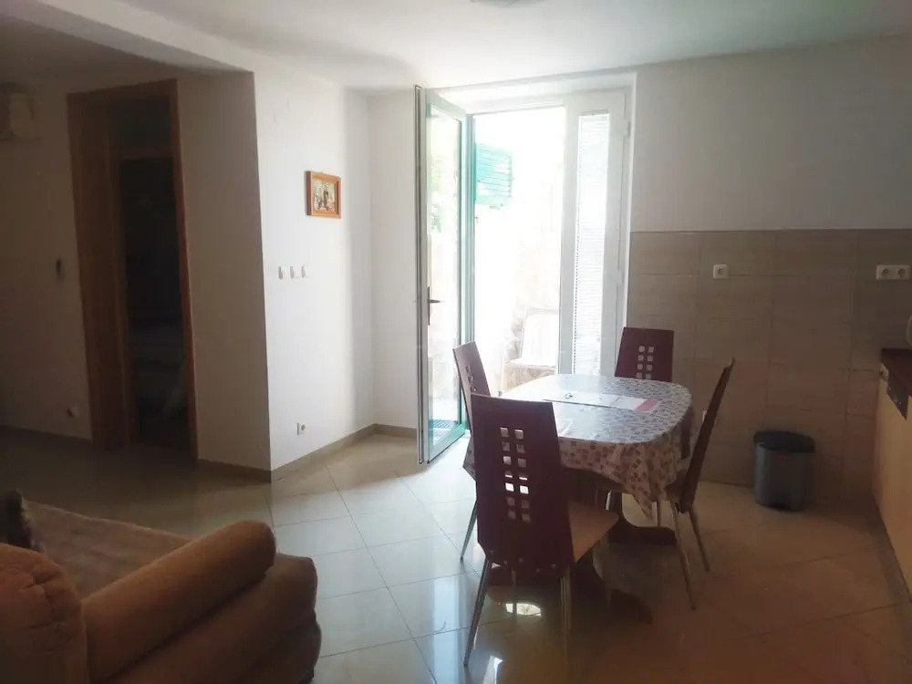 Apartment Lucija