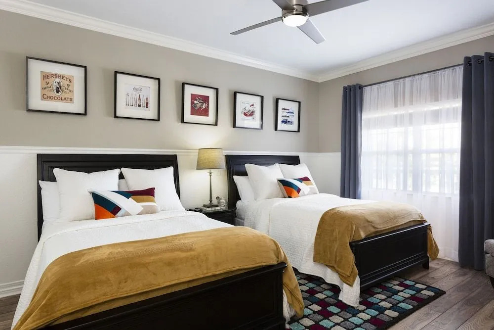 Stunning - All New Decor Nov 2015 - 3 Br condo by RedAwning