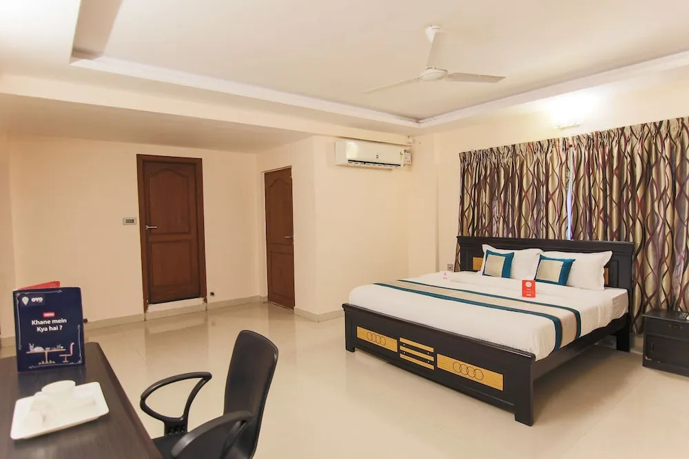 OYO 10058 CPR Residency