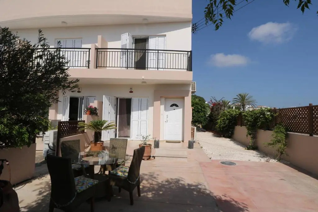 The Paradise Townhouses By Taimoura