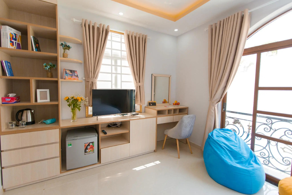CBD Home - Home in Central - The Art
