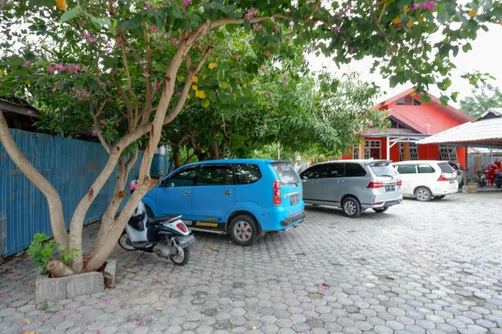 RedDoorz @ Hotel Bumi Palupy