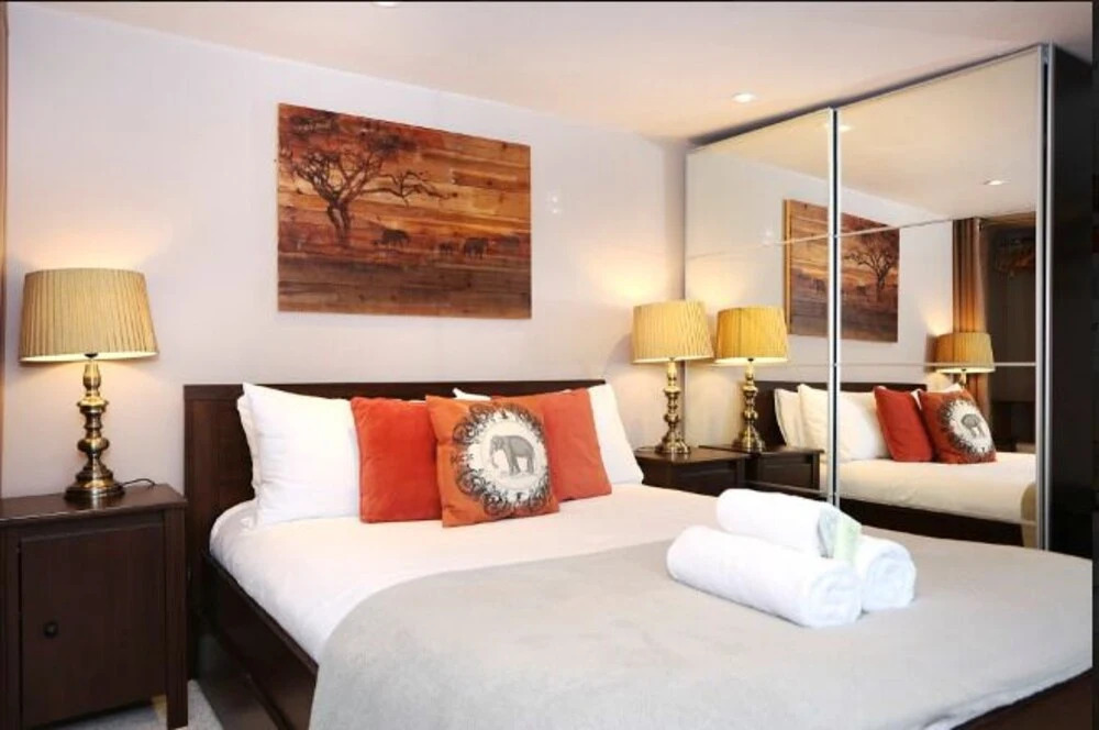 Unique & Stylish Apartment 5mins from Botanical Gardens