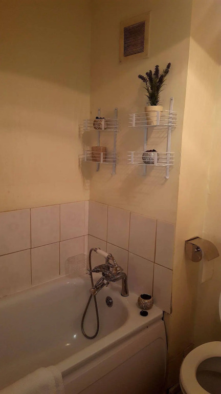 Aisha Apartment