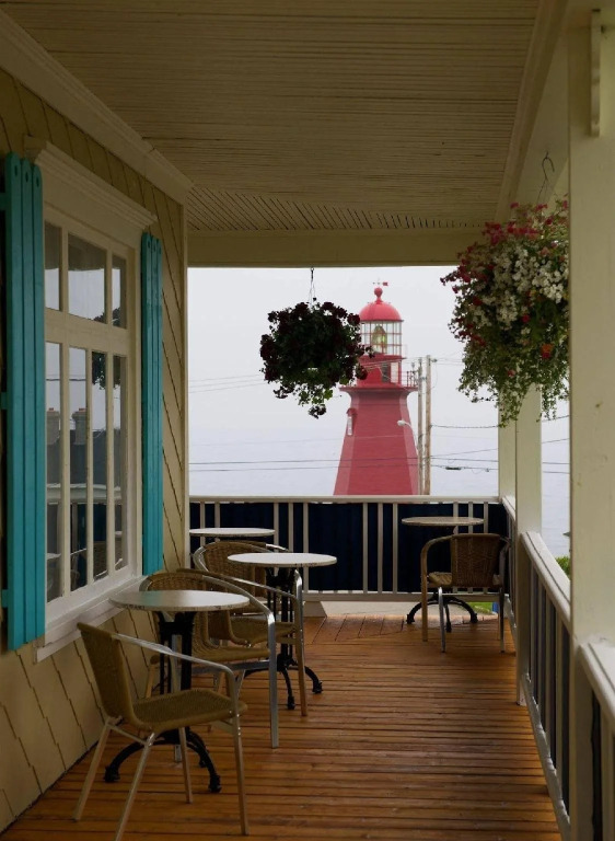 Turquoiz Café, Gîte et Galerie d'Art