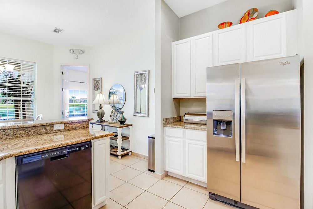 Dog-friendly Home w/ Private Pool, High-speed Wifi, and Central AC