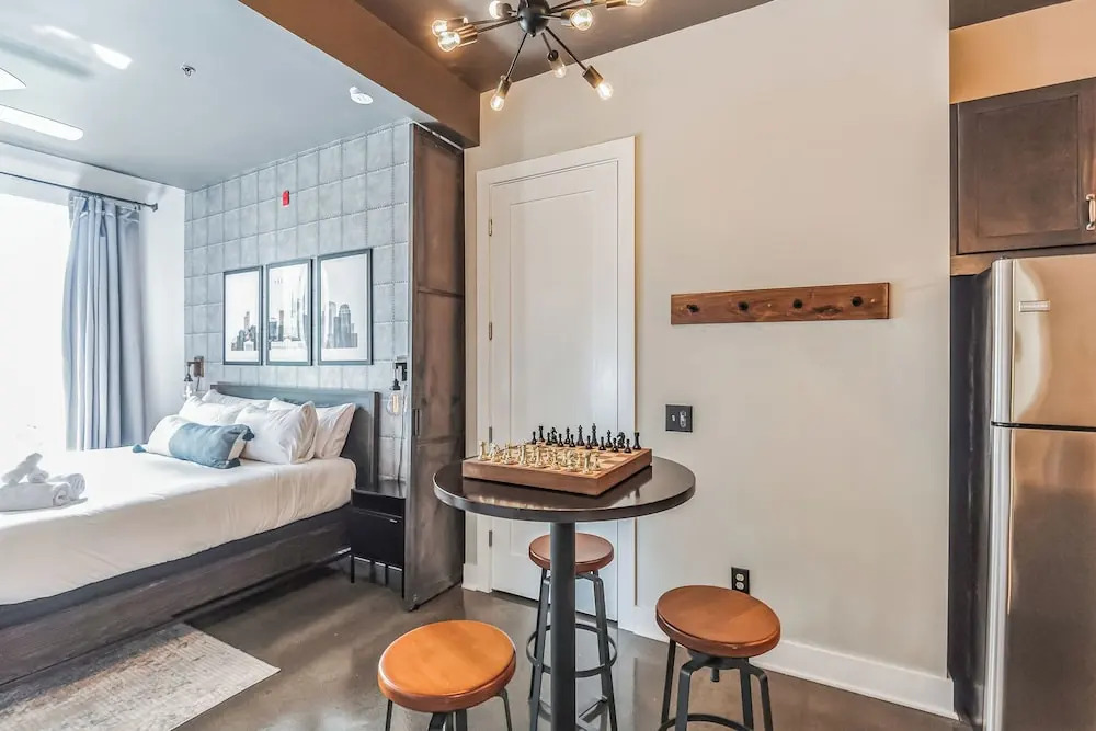 Music City's West End Retreat