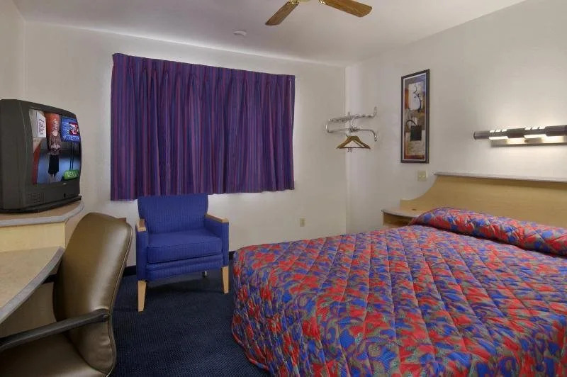 Red Roof Inn Santa Fe