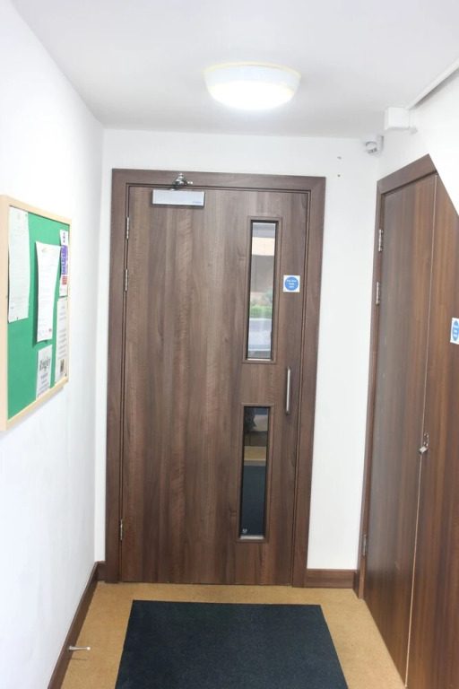 Large luxury 2 bed 2 bath-Pym Court