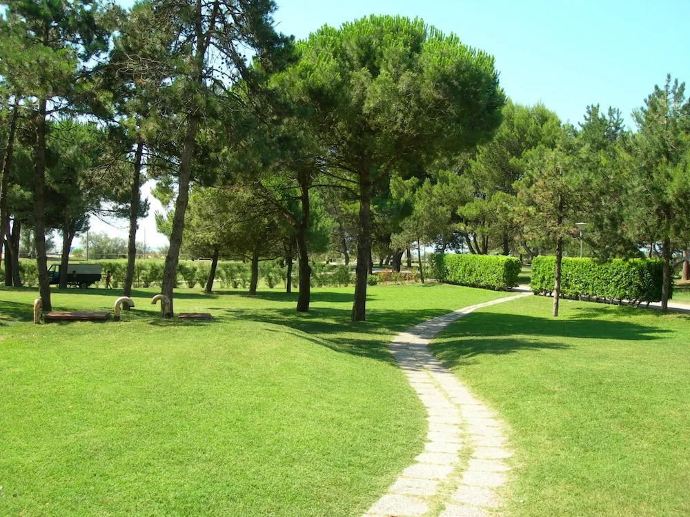 Shedir B in Bibione With 1 Bedrooms and 1 Bathrooms