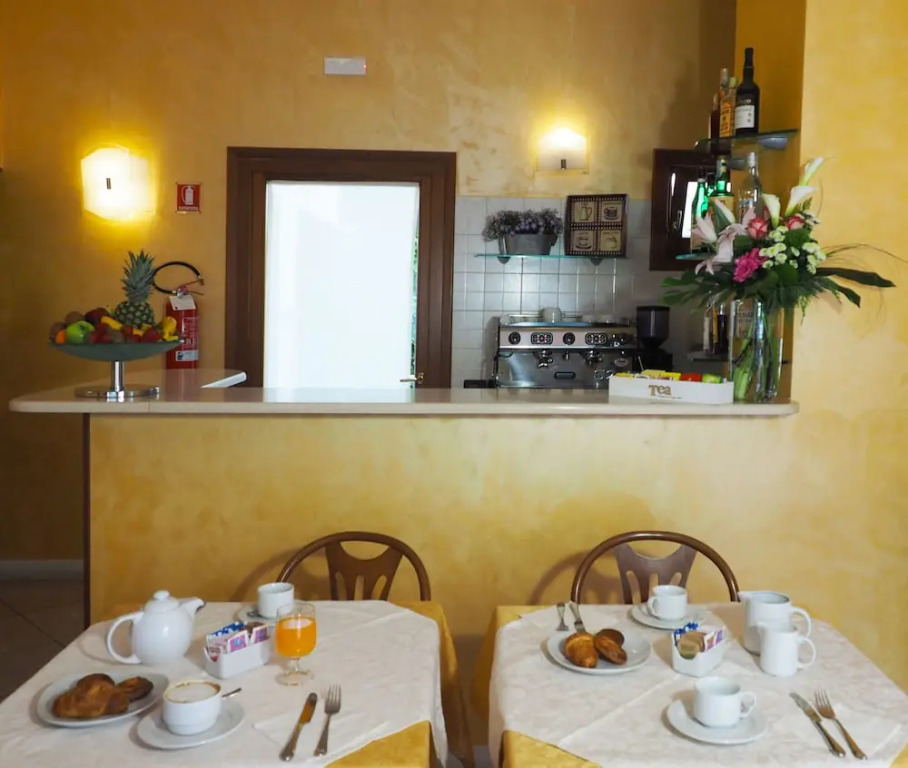 Hotel Cris