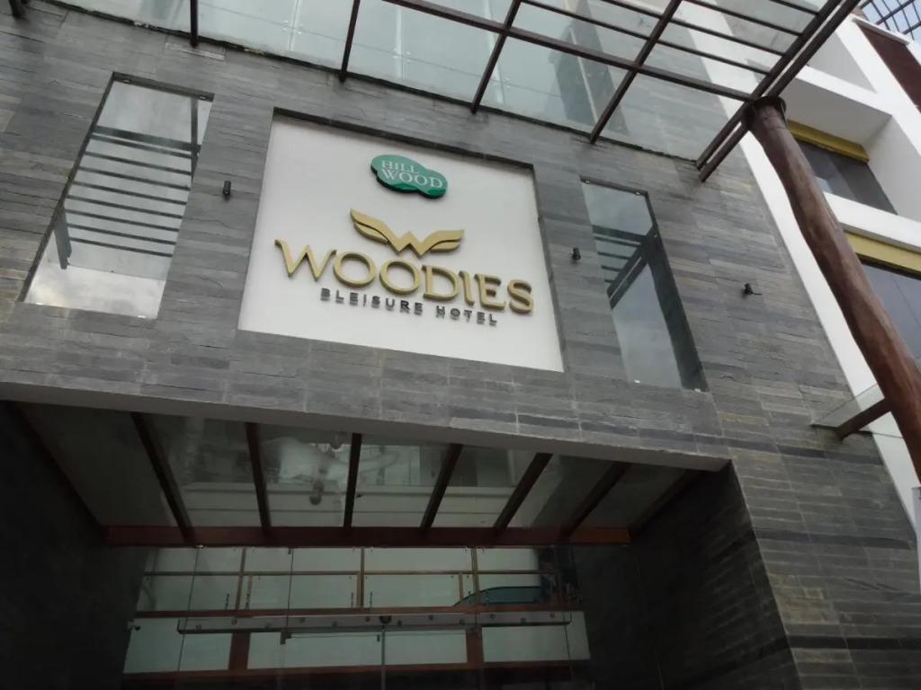 Woodies Bleisure Hotel