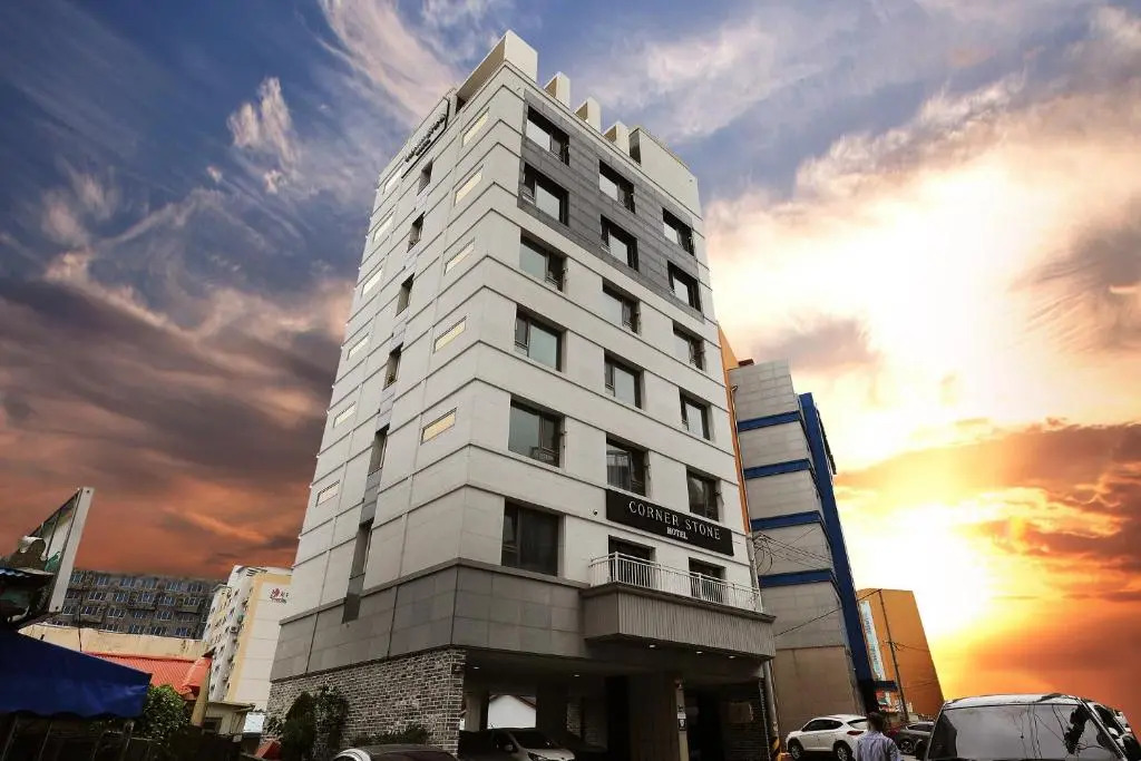 Cornerstone Hotel