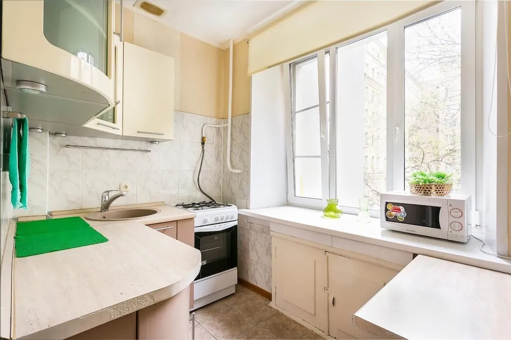 #LOVEAPART FAMILY Suite - Area THREE STATIONS 24-22