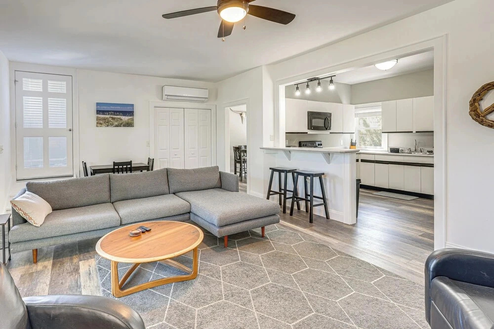 < 1 Mi to Ocean! OBX Condo w/ Decks, Pets Welcome