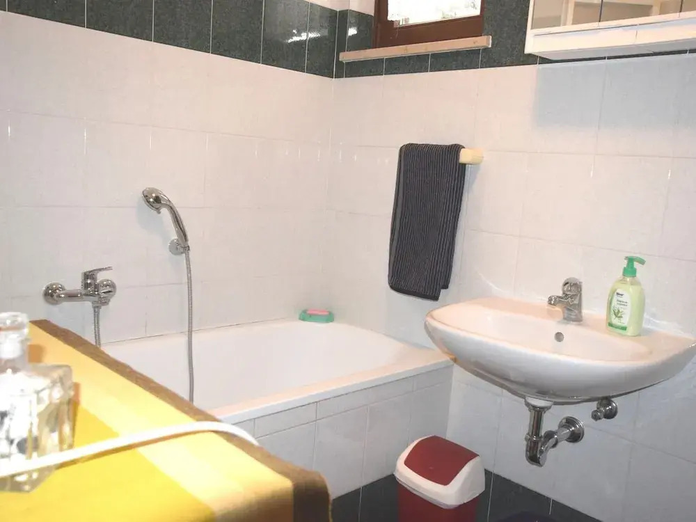 Comfortable Holiday Home Only 500m to the sea With Outdoor Kitchen, Wifi and Airco