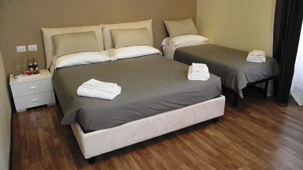 Lazio Elegance Suite