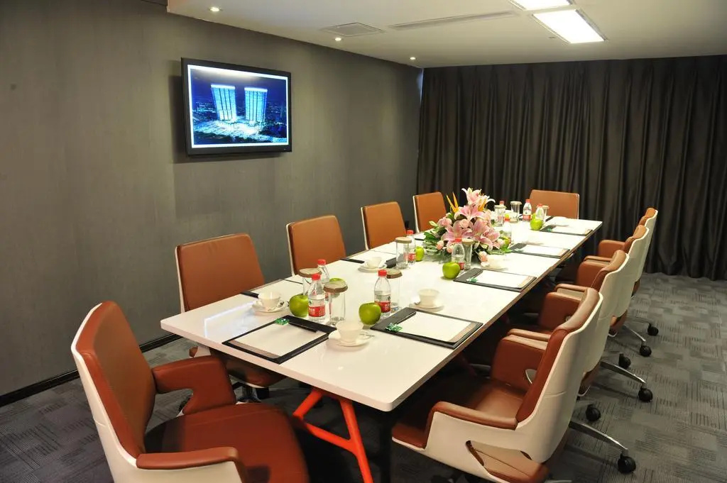Kaoyu Hotel - Chongqing Guanyinqiao Pedestrian Street