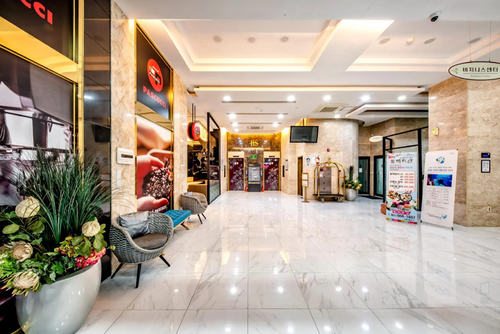 HS Tourist Hotel