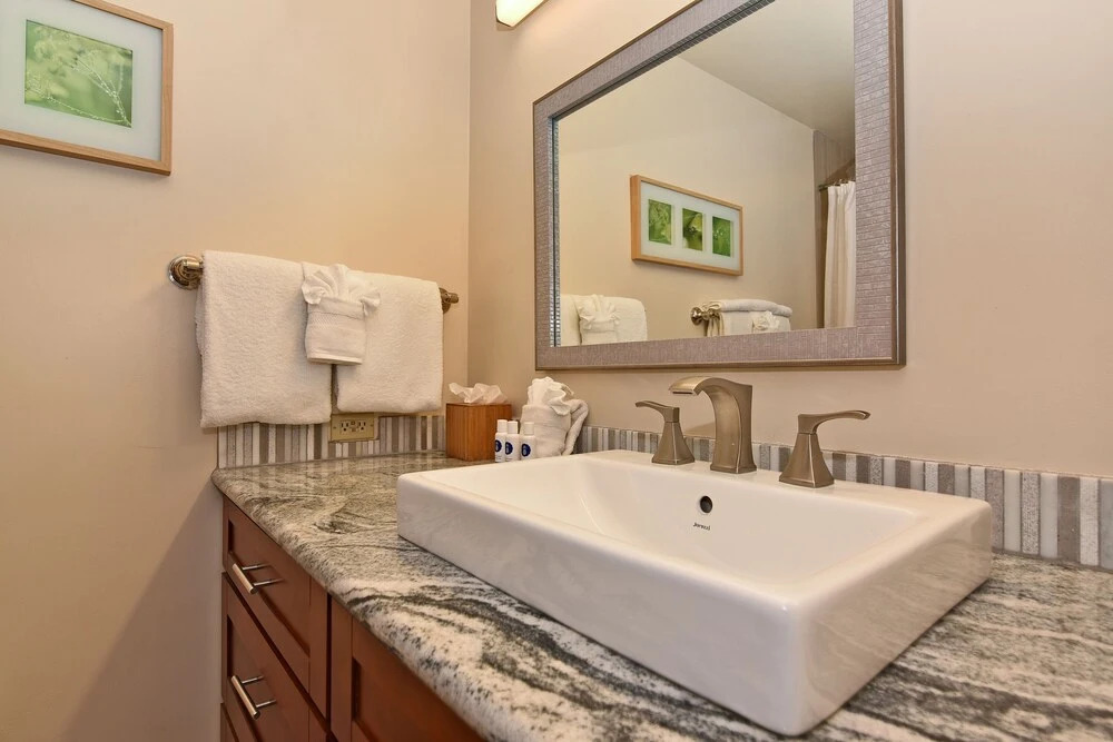 Kaanapali Royal B303 2 Bedroom Condo