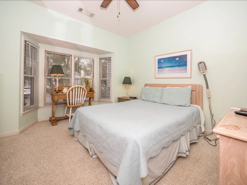 Ocean Breeze 61, 3 Bedroom, Tennis, Sleeps 6, Large Pool