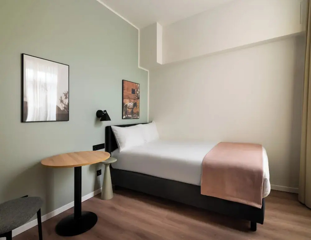 Limehome Athens Agora