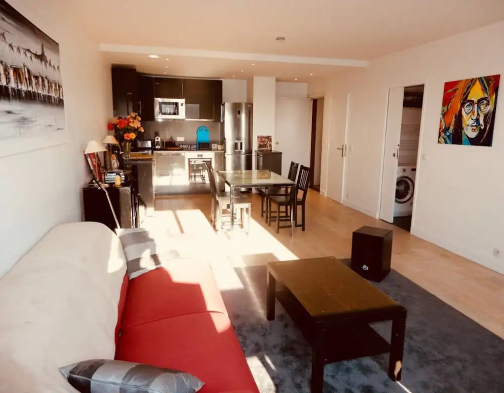 Modern 1 Bedroom Apartment Near Eiffel Tower