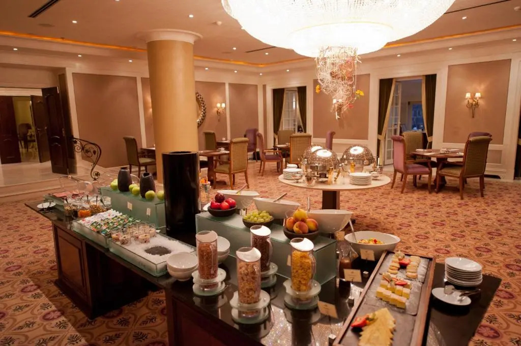 Опера Отель - The Leading Hotels of the World
