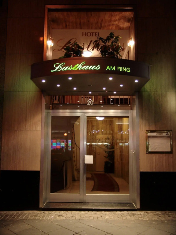 Tante ALMAs Kölner Hotel
