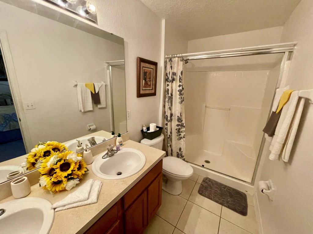 Grand Holiday 4BD Pool Home at Disney & Universal