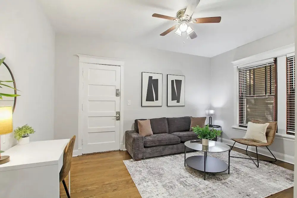 Bright 1BR - Woodlawn 1E