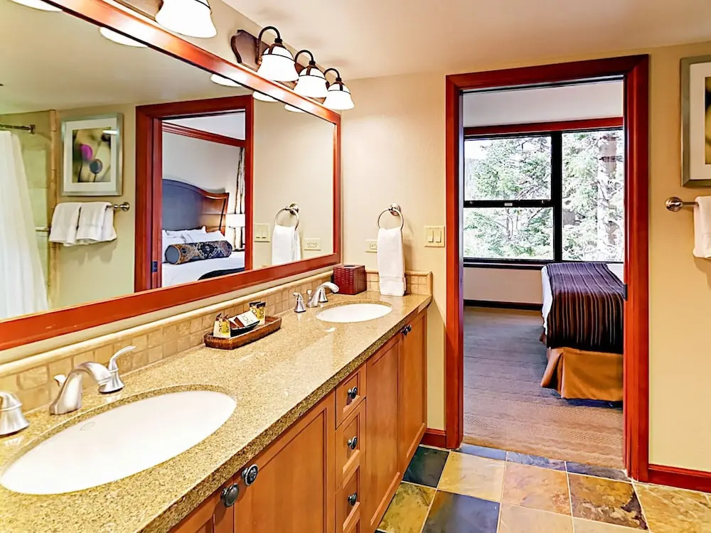 Squaw Creek 1br King Suite Corner Valley View 1 Bedroom Condo
