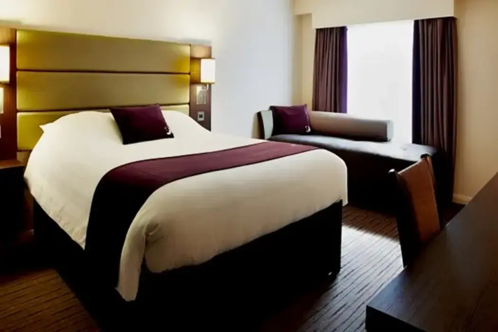 Premier Inn Manchester - Wilmslow