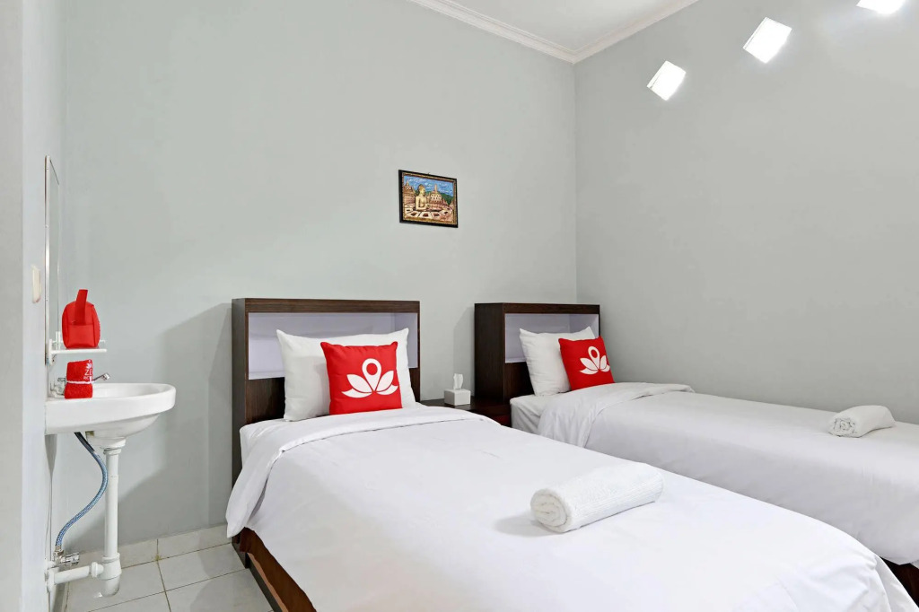 ZEN Rooms Godean