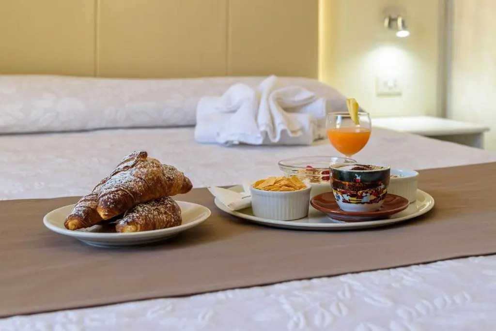 HOTEL CRISTALLO PAESTUM