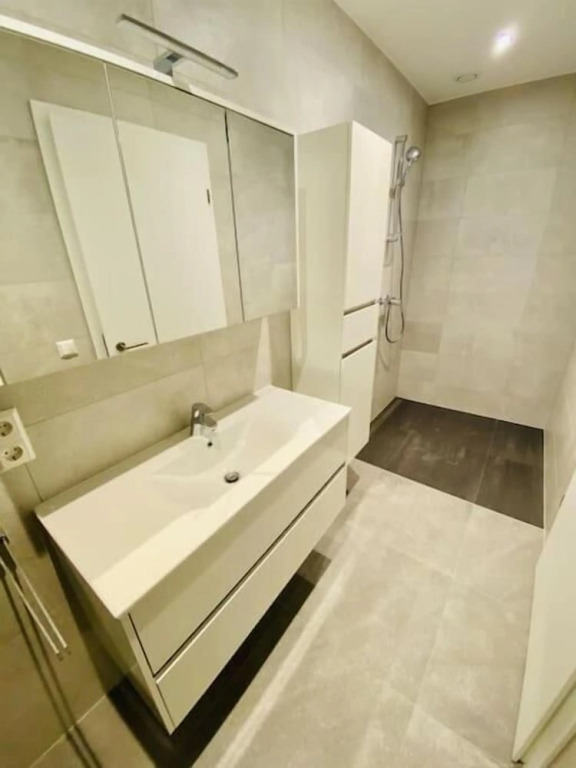 2 bedrooms in center - Terrace&Parking