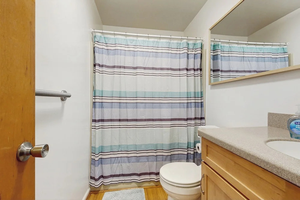 5 Blocks to Shore! Rehoboth Beach Family Escape