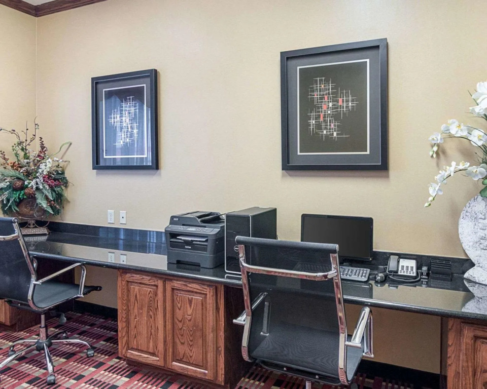 Comfort Inn & Suites
