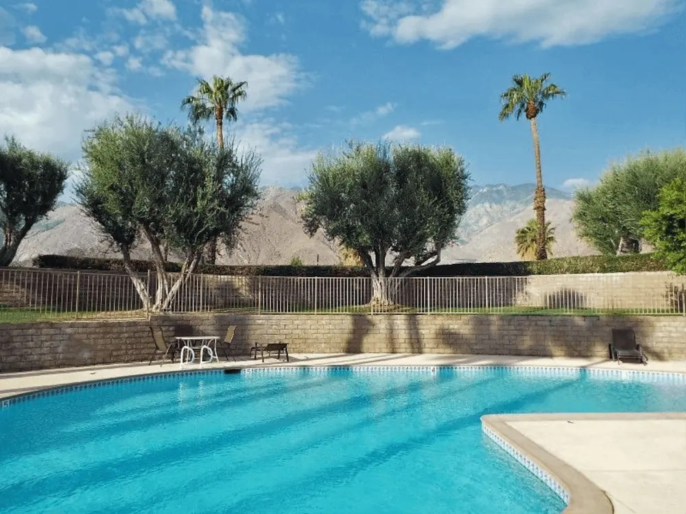 Villa Single
