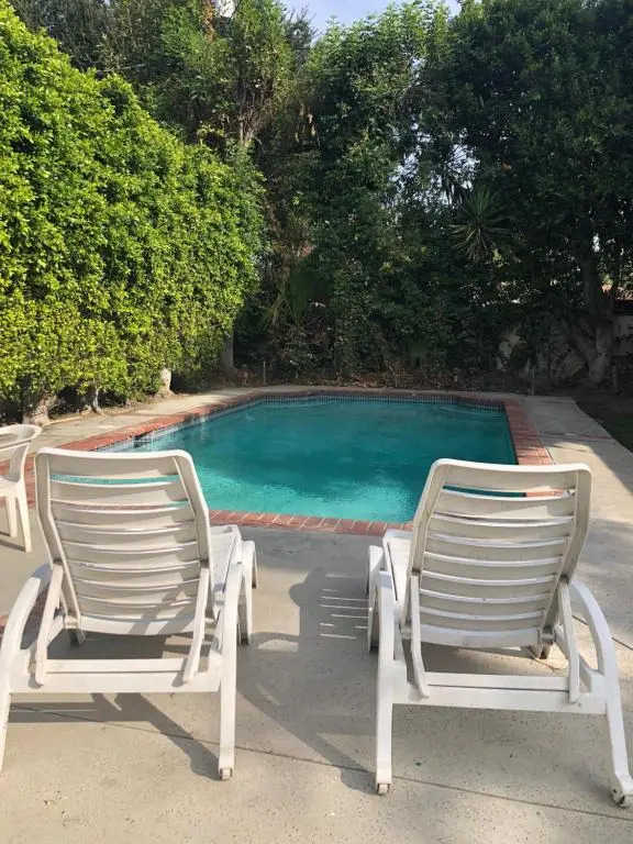 Lovely Studio with a Pool