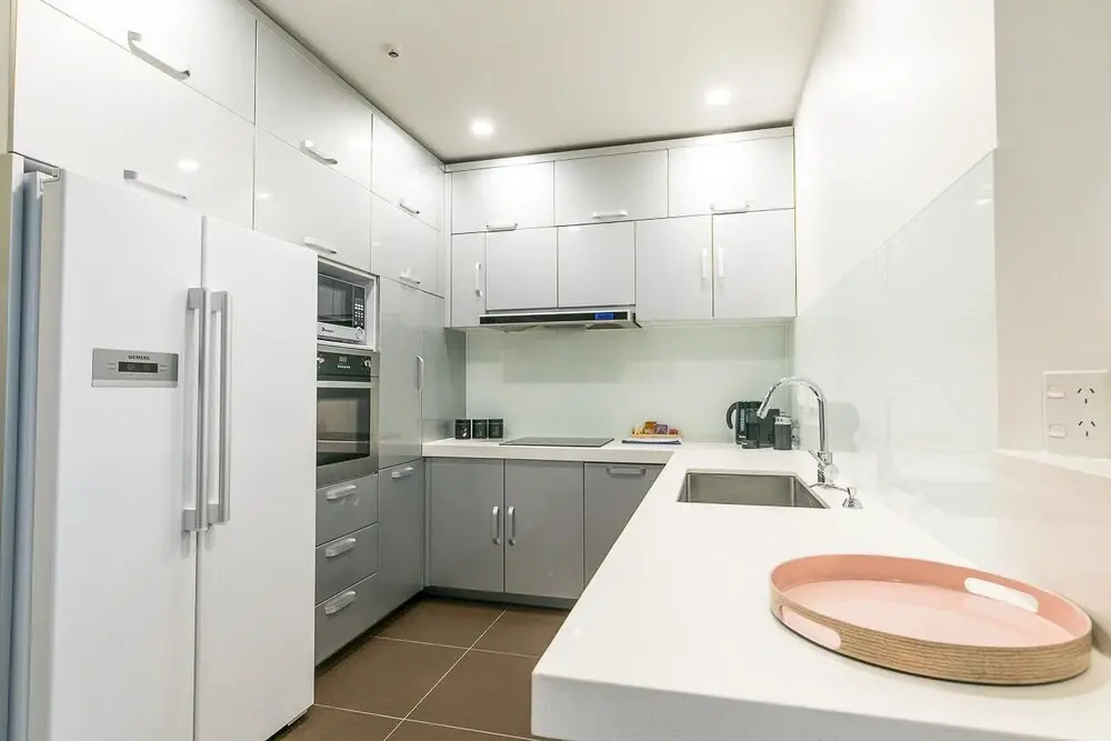 Zodiak Central 2 BR Apt Free Parking Gym