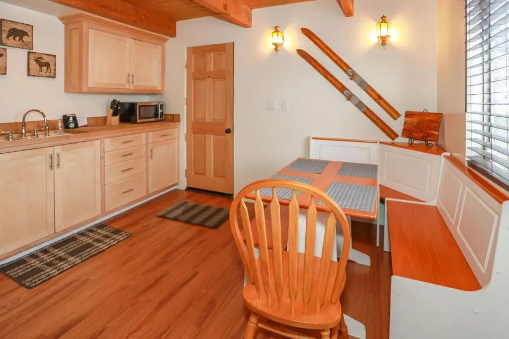 Cedar Chalet #1980