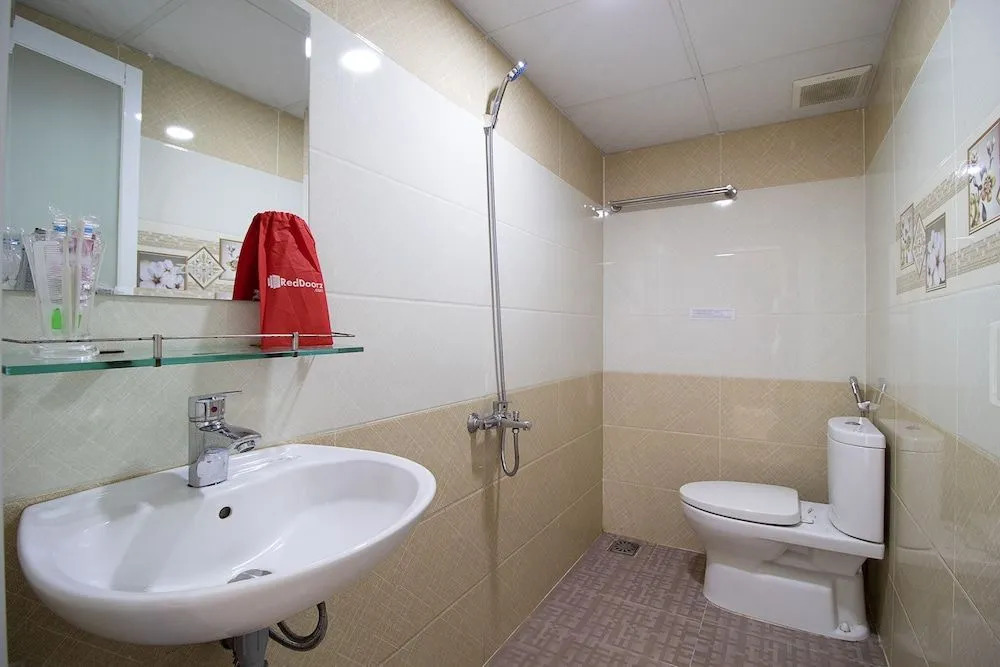 RedDoorz near Saigon Hi-Tech Park